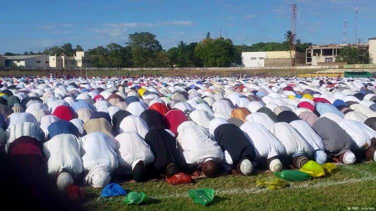 Ban on early morning prayers lifted