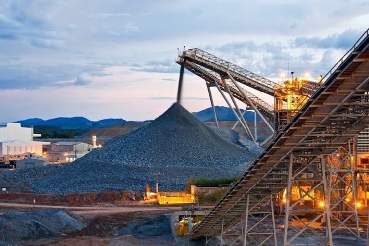Autoridades moçambicanas multam 14 empresas mineiras