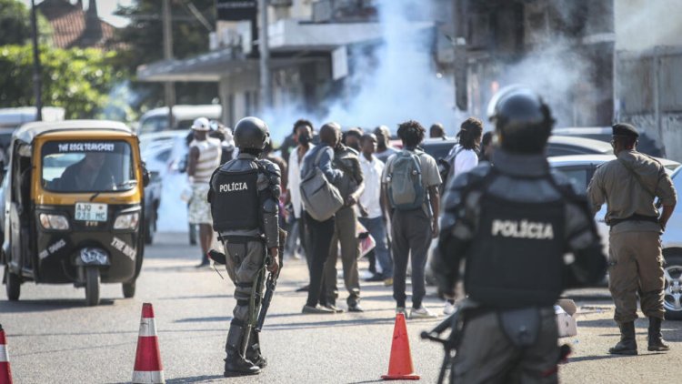 Mozambique's Attorney General opens eight cases against police officers involved in murders and violence during anti-fraud marches