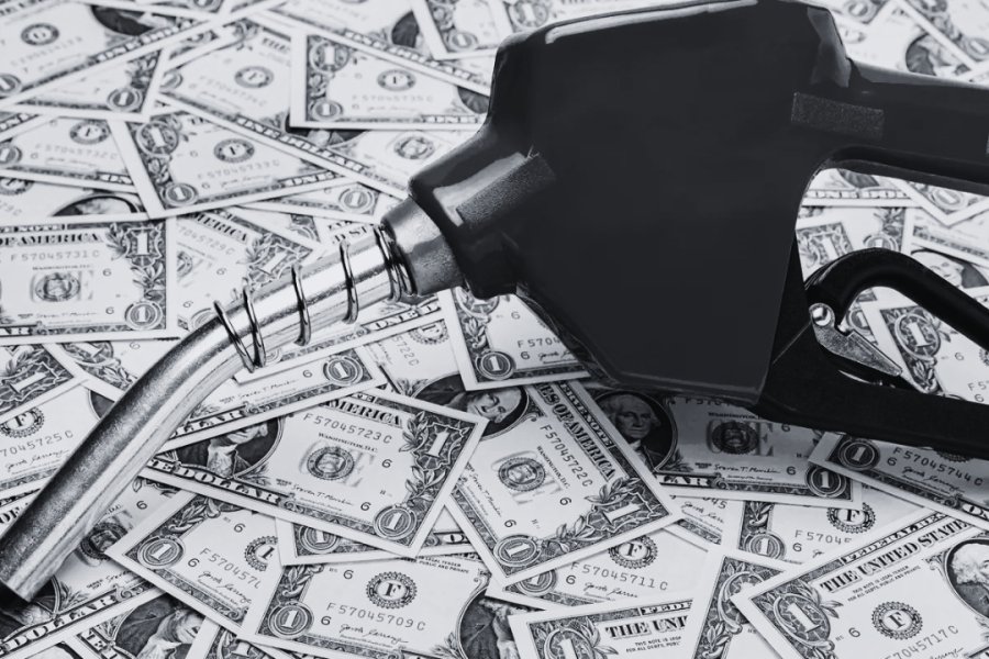 Preços sobem, escassez fica: gasolineiras querem Banco de Moçambique de volta às garantias bancárias